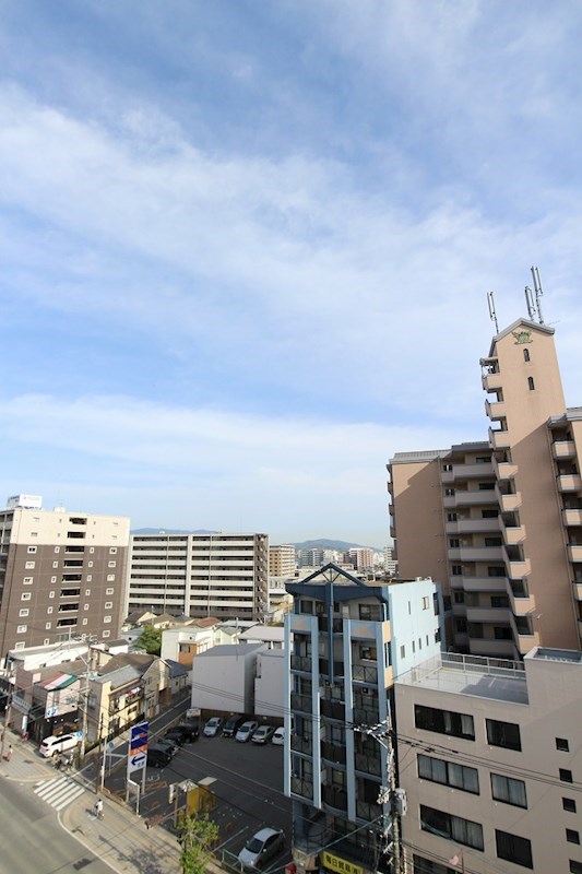 グラディート吉塚駅東 ※別号室の参考写真になります。