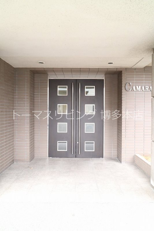 カマラード吉塚 エントランス