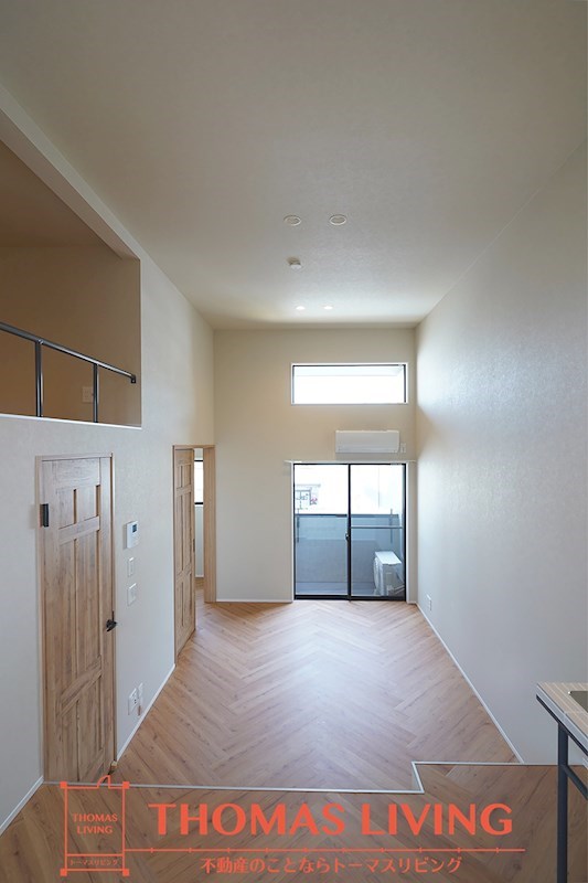 APT03 リビング　※別号室参考写真