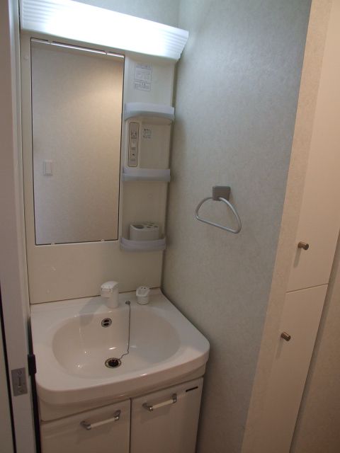 アクタス博多Vタワー  洗面台です。※同物件参考写真です。