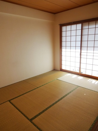 ベルヴィ香椎壱番館 和室※別号室の参考写真になります。