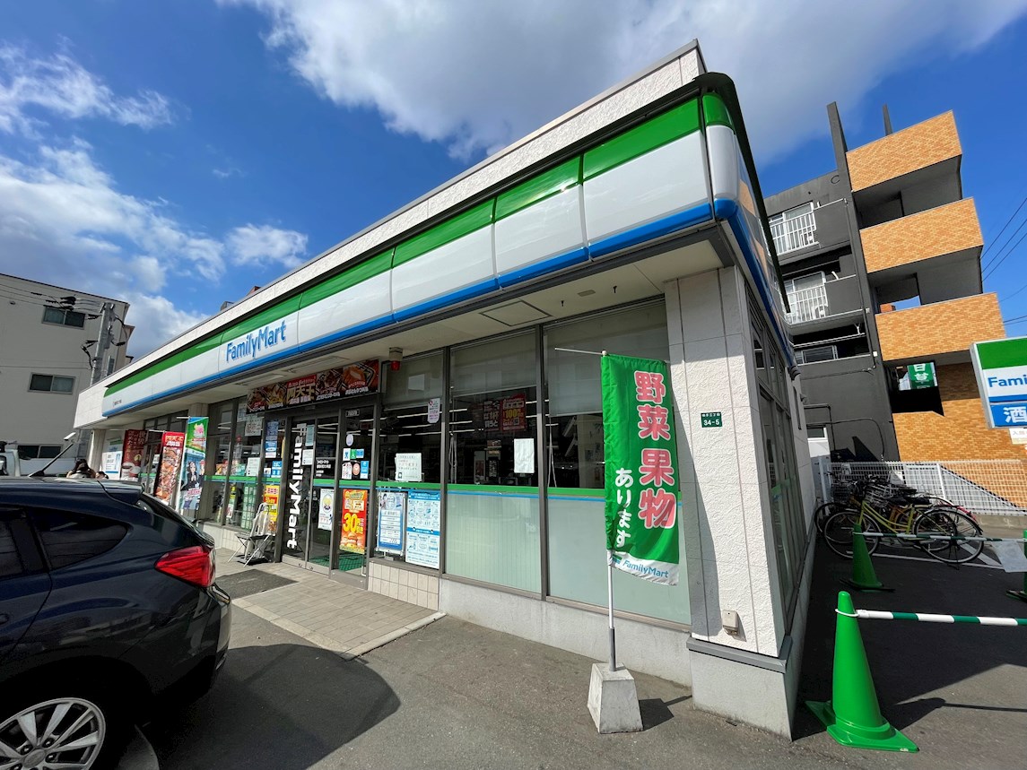グラン ソレイユ井尻駅前 ﾌｧﾐﾘｰﾏｰﾄ 福岡井尻六ﾂ角店