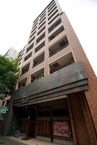 アミューゼ博多 外観