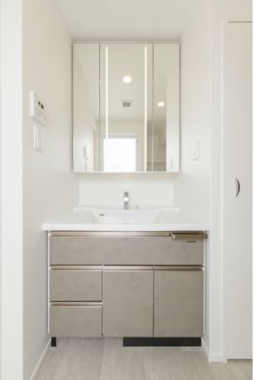 エンクレスト博多BRIGHT 洗面所