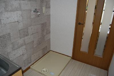 サンライズ香椎Ⅱ 室内洗濯機置場写真はモデルルーム