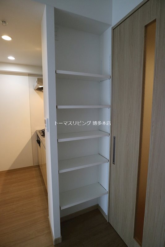 アルファシオベイス博多  ※別号室参照（カラーも異なります）