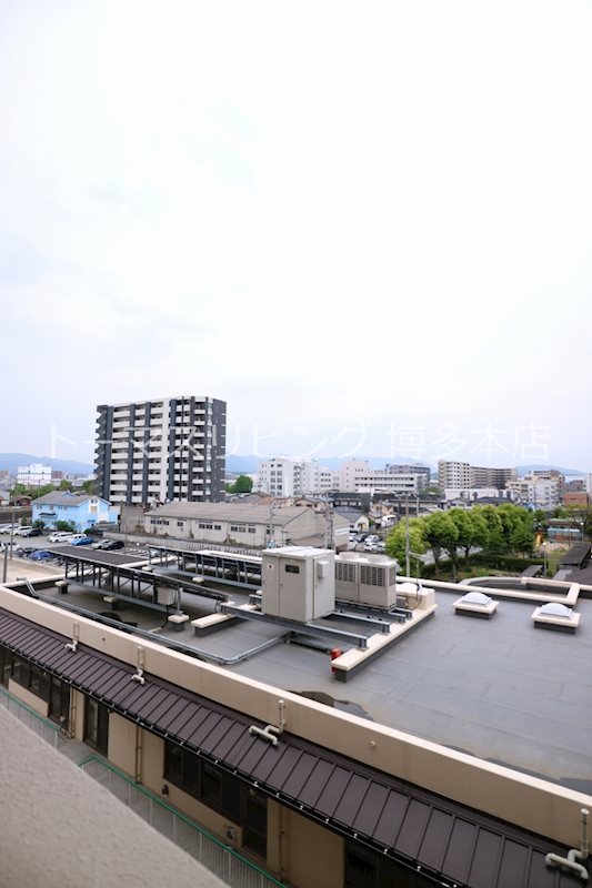 カマラード吉塚 ※別号室の参考写真になります。