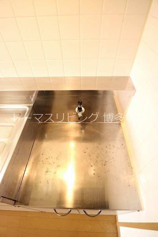 カマラード吉塚 ※別号室の参考写真になります。