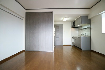 ロイヤル天神東 リビングです※別号室の参考写真になります。