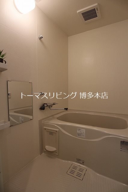 ラファセグランビア博多  バス・シャワールーム