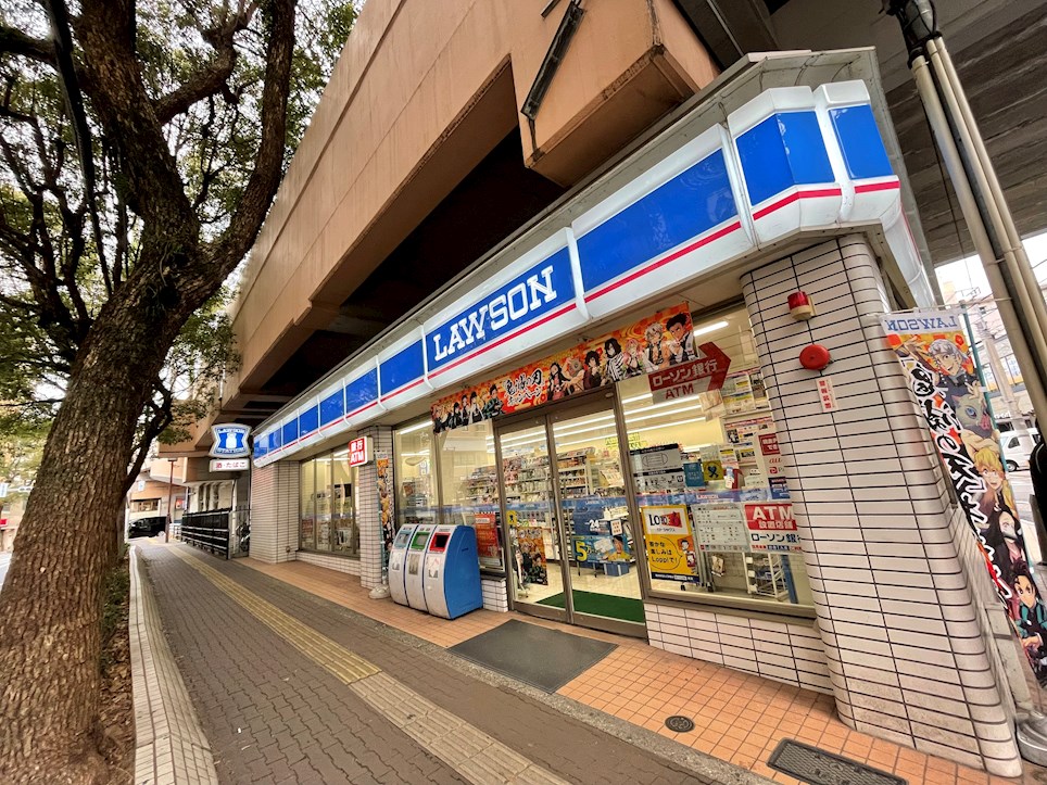 アイ・ウエスト高宮 ﾛｰｿﾝ 高宮駅南店