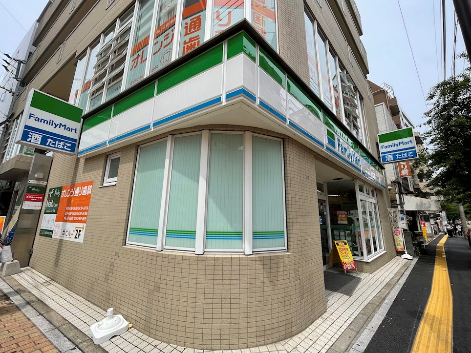 アルカンシエル ﾌｧﾐﾘｰﾏｰﾄ 西新ｵﾚﾝｼﾞ通り店