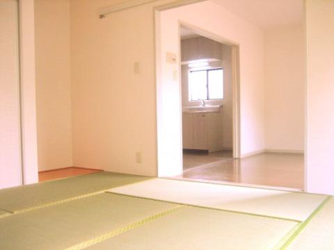 ヴェルハイム若宮 別号室参照