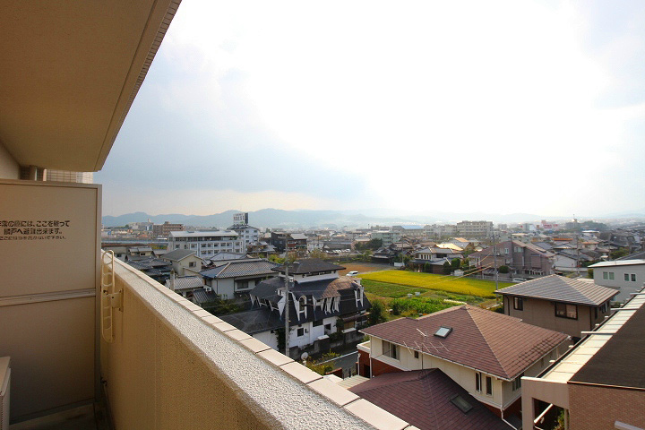 ヴォルフスガルテン太宰府 ※別号室参考写真