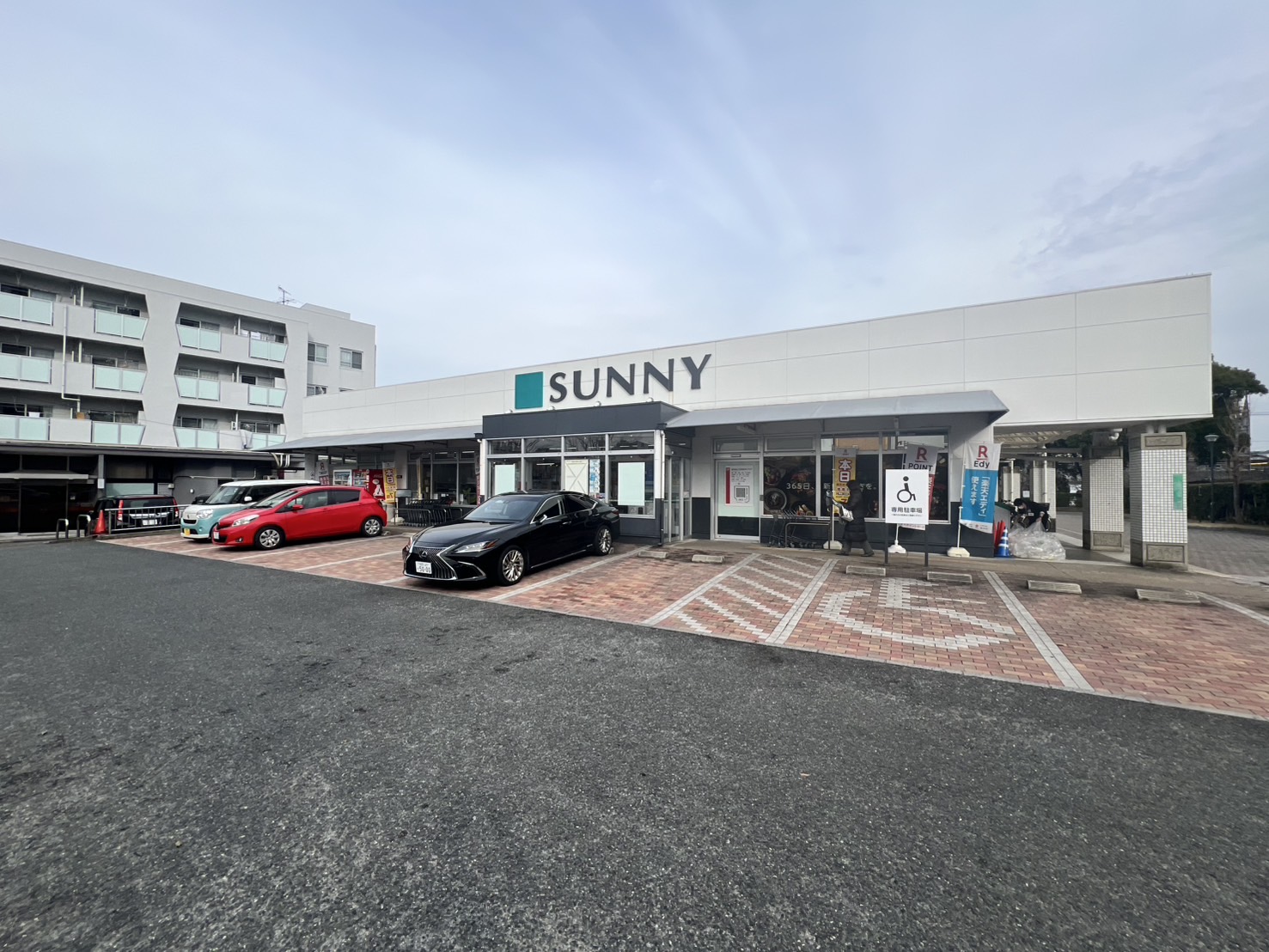 フロールサラ Ⅰ ｻﾆｰ堤店