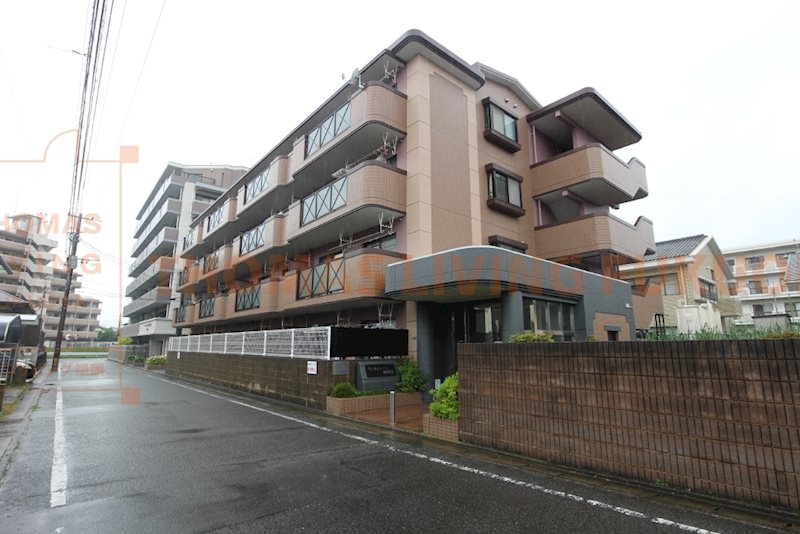 南向きバルコニーで陽当たり良好です