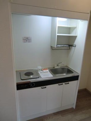 PIA欅 A キッチンには収納付きです。