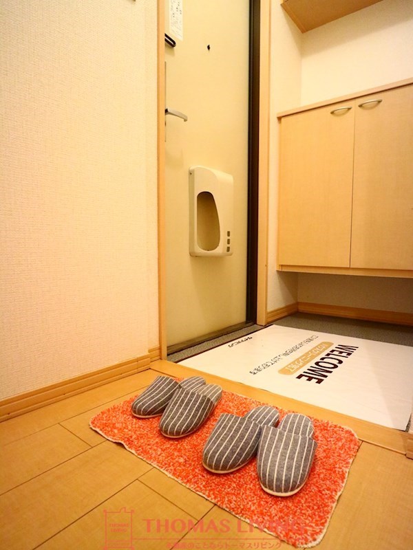 サンヒルズ　B 玄関