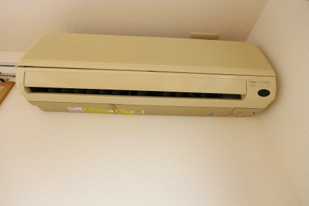 ディアコートミハル エアコン1台完備・別号室参考写真