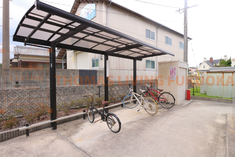 レオパレス花見が丘　KM 駐輪場