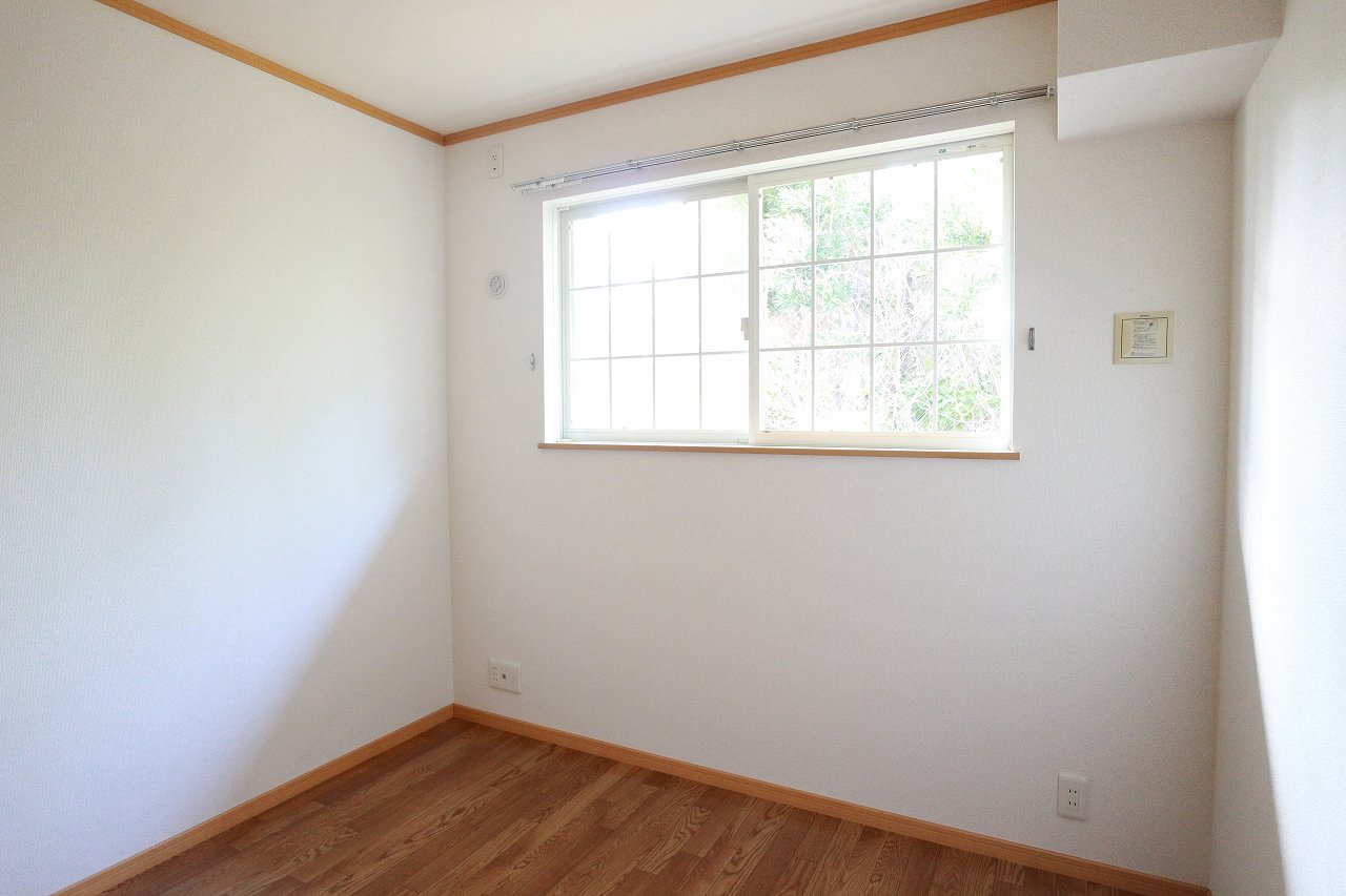 アルカンシェル宮前　A棟 4.6帖の洋室