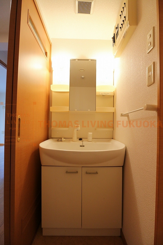 ジュネスコートほのか  シャンプードレッサー