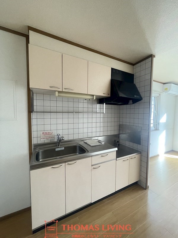 サンパティークⅢ 調理スペースも確保したキッチンです。（写真は同型物件）