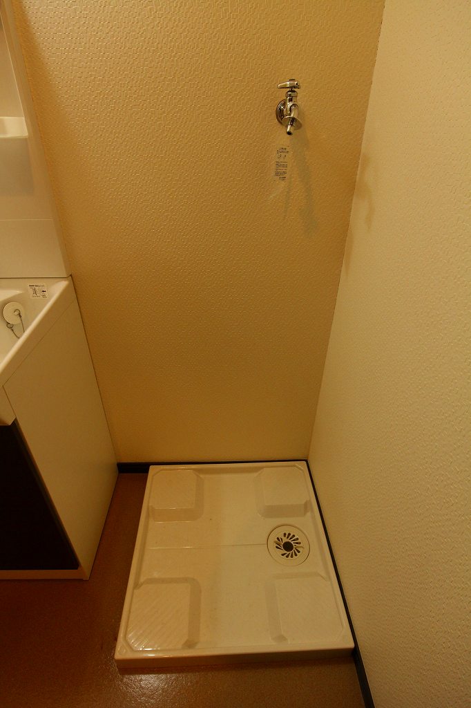 ヴィルシーナ太宰府 洗濯機置き場 別号室参考写真