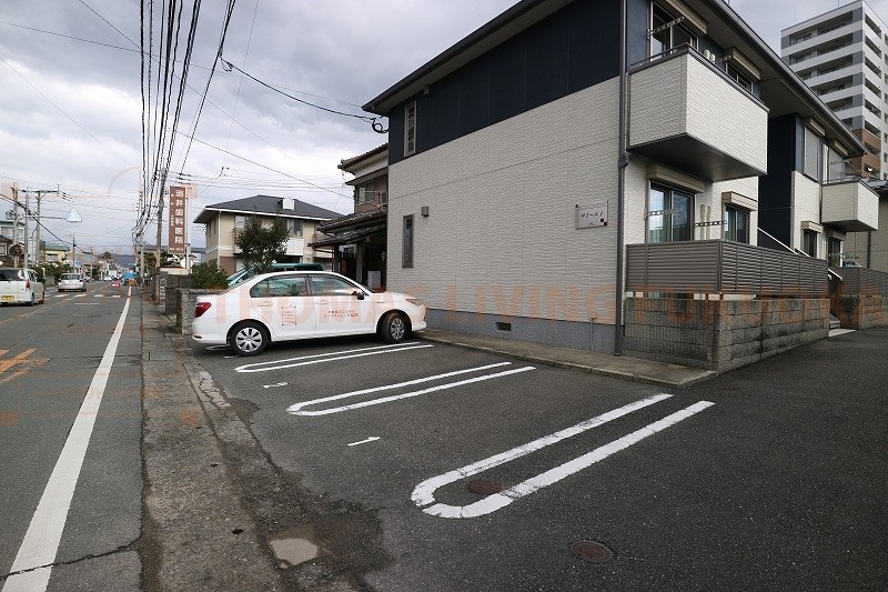 サミーユⅠ 敷地内駐車場