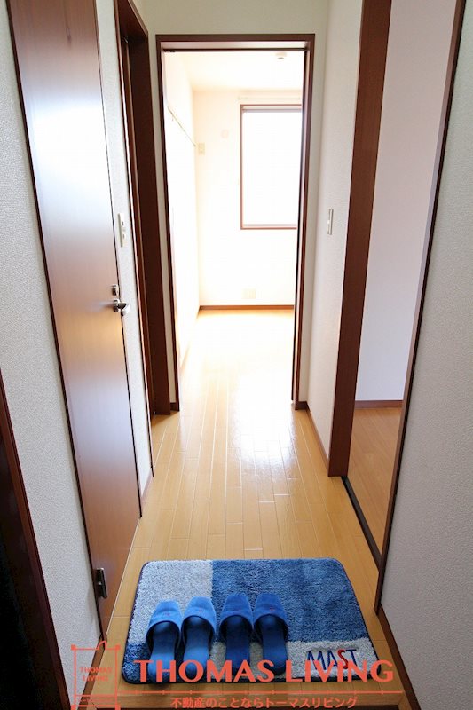 ボンシャンスC棟 玄関