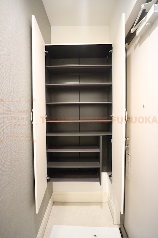 D-room瓦田 シューズボックス