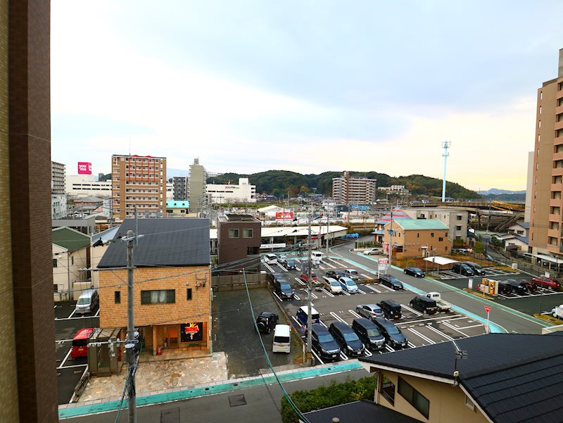 フラワーマンション  ※別階参考画像