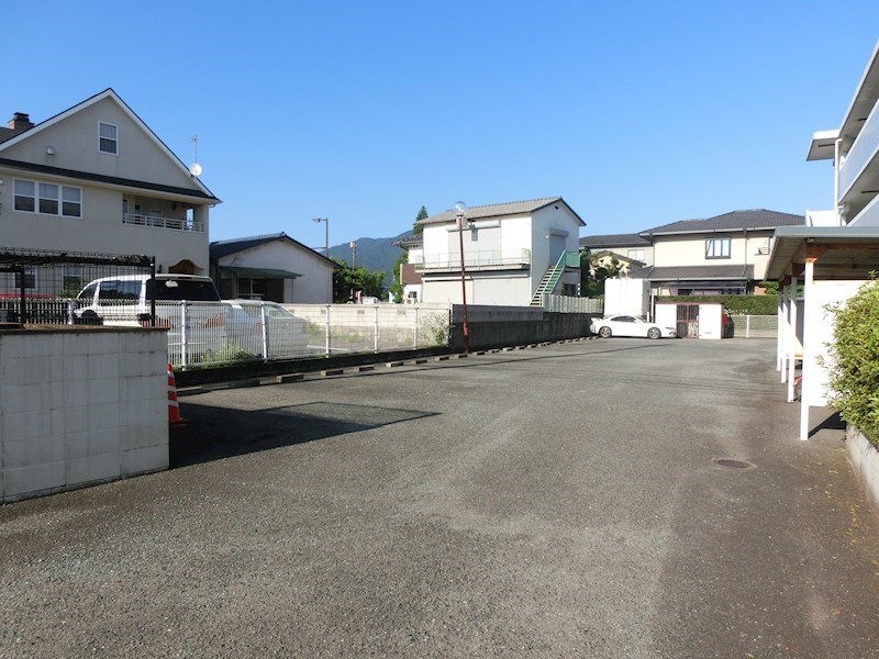 グリーンヒル観世Ⅰ 駐車場