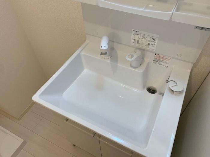 D-roomグランシャリオ 洗面所
