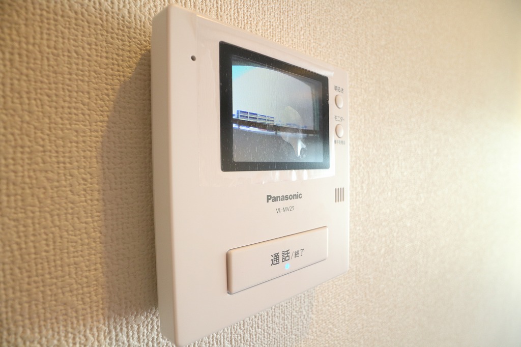 大産春日ビル TVインターホン　別号室参考写真