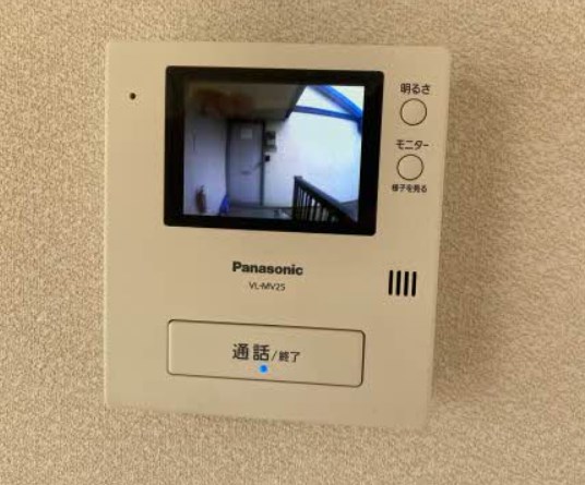 アルブル510 TVモニターインターホン　※別号室参考写真
