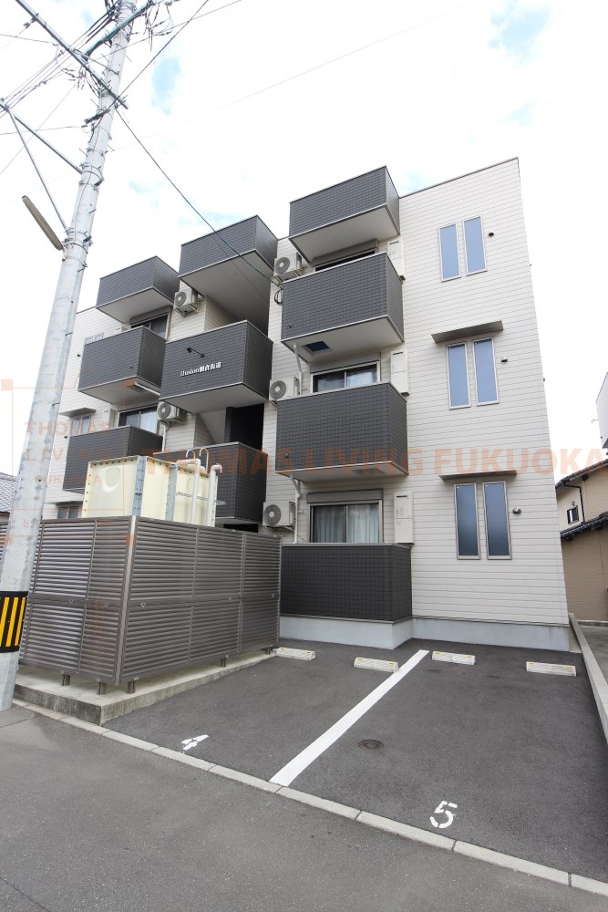 ilusion朝倉街道 お部屋探しならトーマスリビングへ