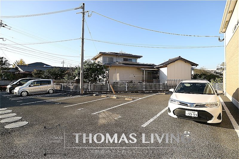 グリーンハイムⅣ 敷地内駐車場