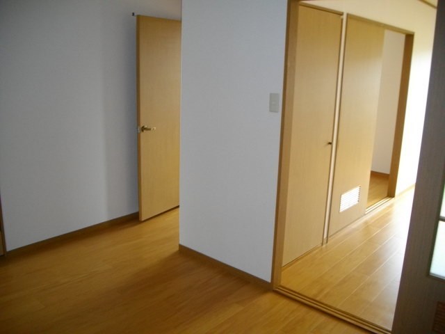 アラモード貴 B棟 落ち着いた雰囲気です。