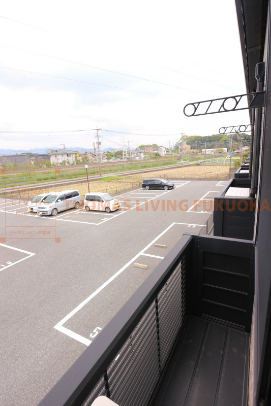 レオパレス花見が丘　KM 写真は同型タイプです。