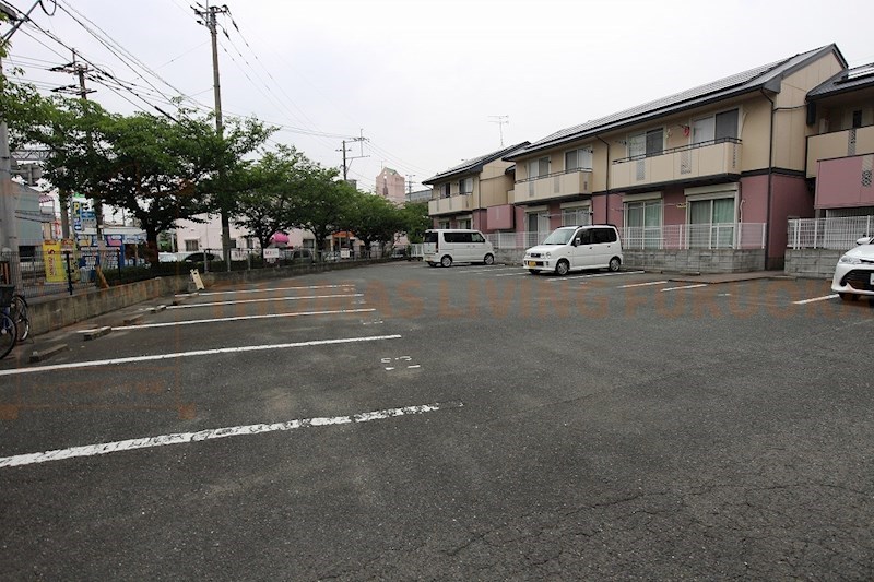 セジュール・プルニエ 出入りしやすい駐車場