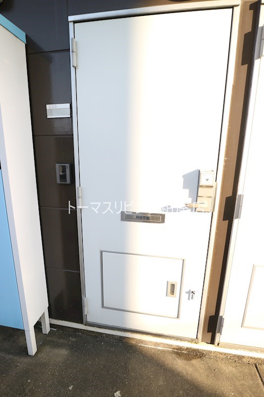 レオパレス川内 各部屋用の宅配ボックス付き