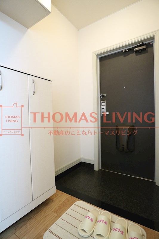 プラムガーデン弐番館 来客の際にリビングの様子を隠して頂けます。