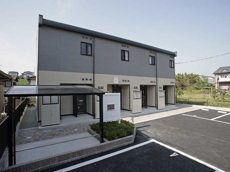 トーマスリビング粕屋店