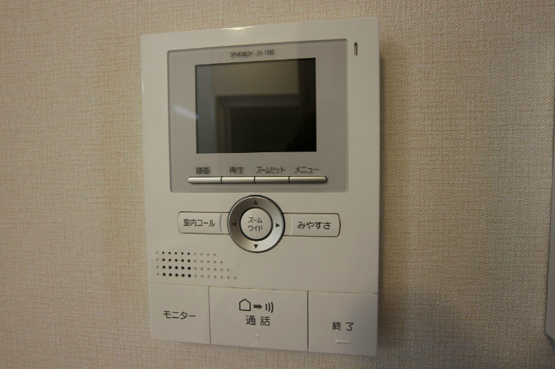 パークサイドタウンC棟 来客者の顔が見えるから安心ですね。