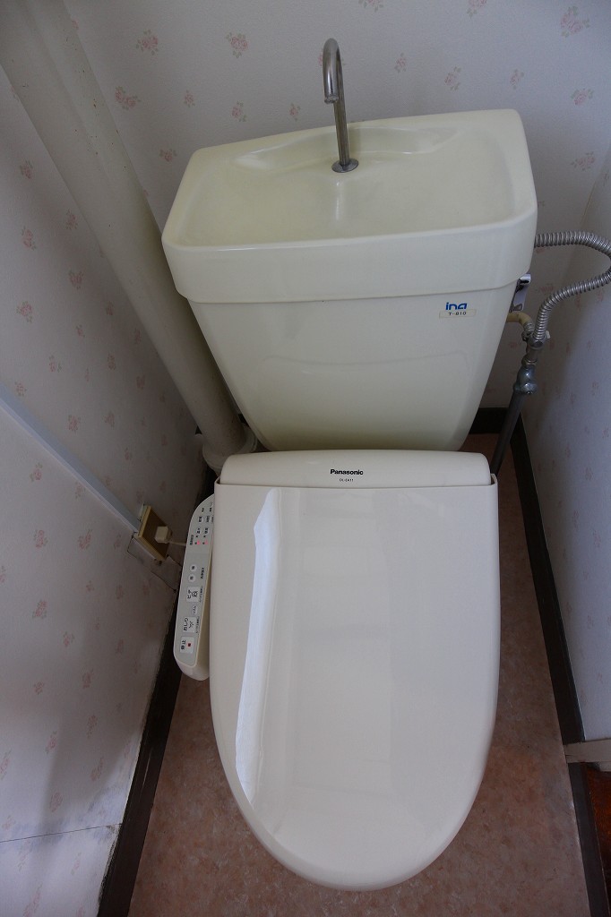 ビレッジ都府楼 トイレ　別号室参考写真