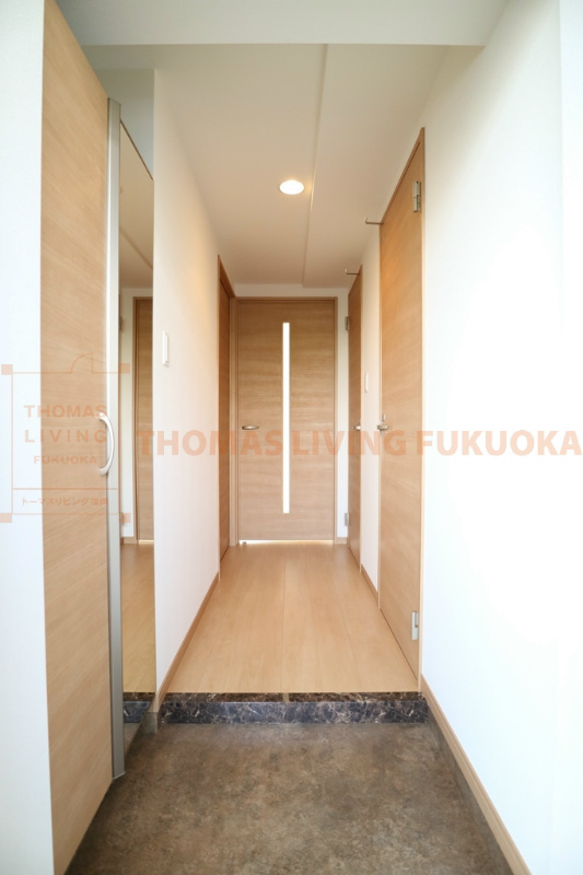 カラコレスⅤ 玄関　別号室参考写真