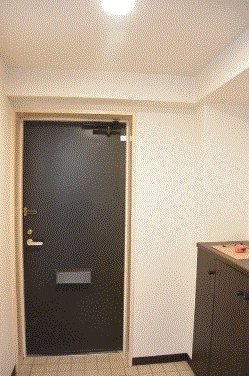 パークノヴァ春日原 玄関※別号室写真