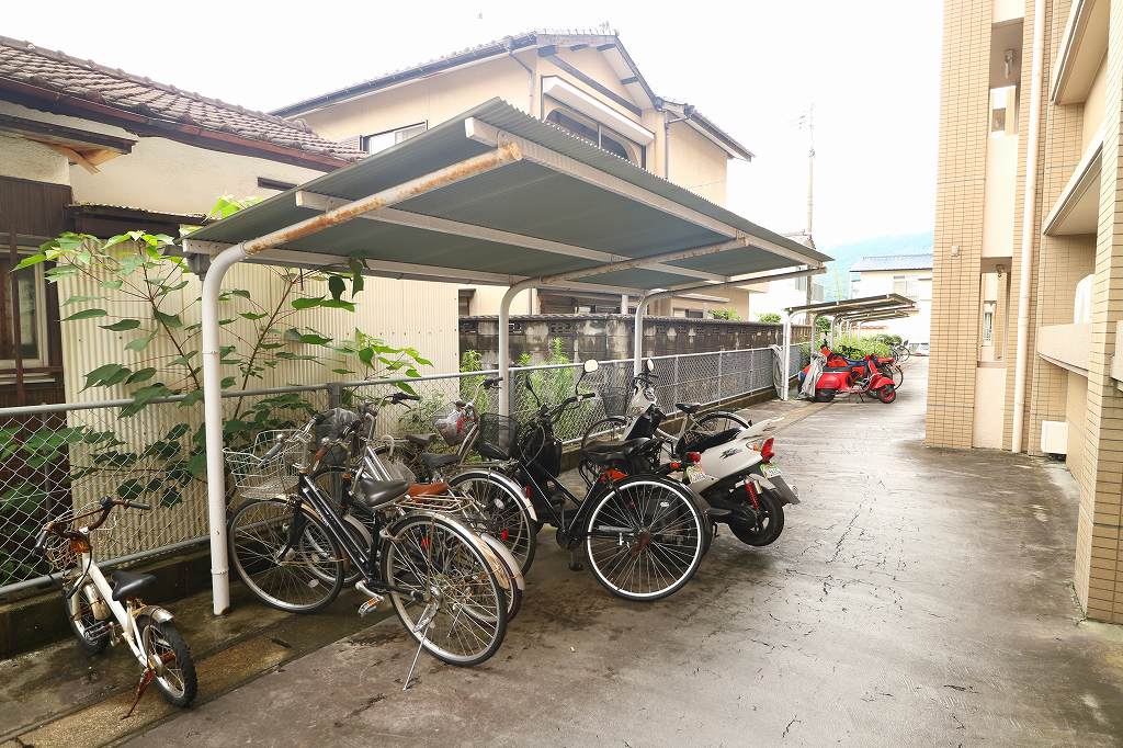 カーサ21 駐輪場