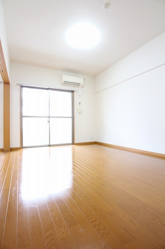 ヴィラクレスト吉塚（旧サムティ吉塚南) 別号室の参考写真になります。